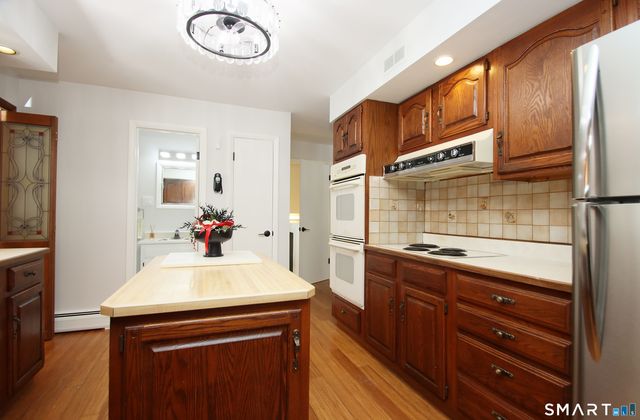 60 Hawthorne Drive, Monroe, CT 06468