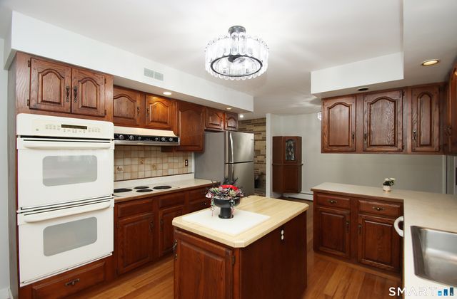 60 Hawthorne Drive, Monroe, CT 06468