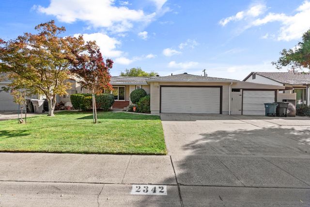 2342 Cork Cir, Sacramento, CA 95822