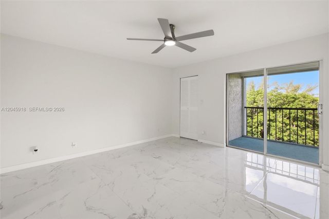 5900 NW 44th St 605, Lauderhill, FL 33319