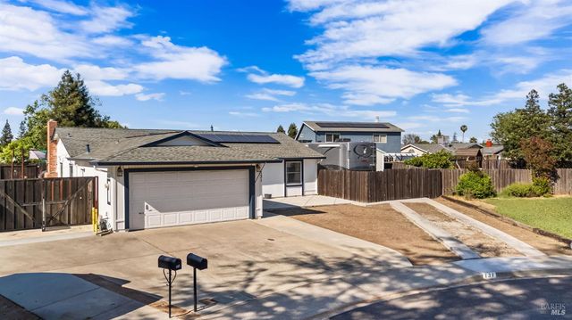 131 Natick Ct, Vacaville, CA 95687