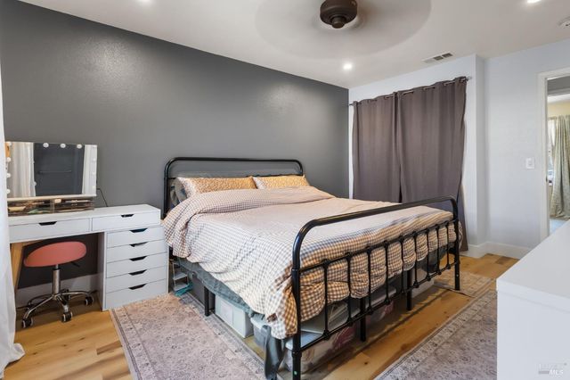 131 Natick Ct, Vacaville, CA 95687