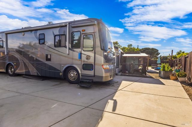 131 Natick Ct, Vacaville, CA 95687