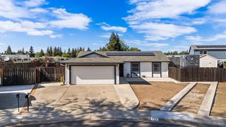 131 Natick Ct, Vacaville, CA 95687