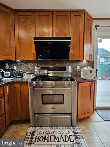 1251 SEROTA PL, Philadelphia, PA 19115