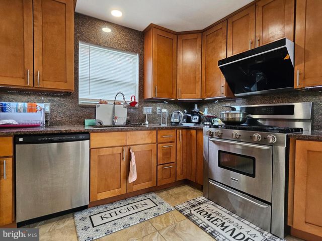 1251 SEROTA PL, Philadelphia, PA 19115