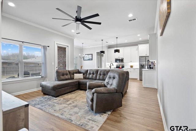 109 Bois D Arc, Bullard, TX 75757