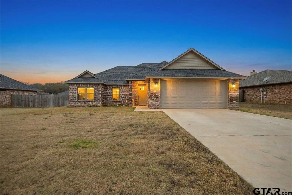 109 Bois D Arc, Bullard, TX 75757
