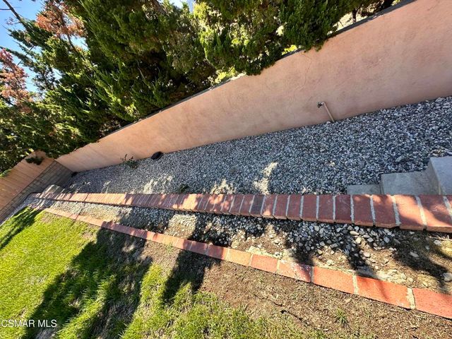3240 Los Olivos Lane, La Crescenta, CA 91214