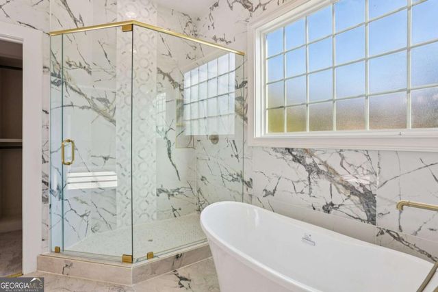 1949 Pucketts Drive SW, Lilburn, GA 30047