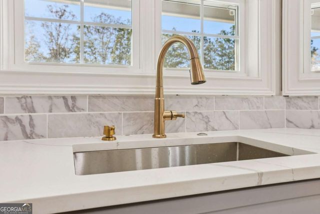 1949 Pucketts Drive SW, Lilburn, GA 30047