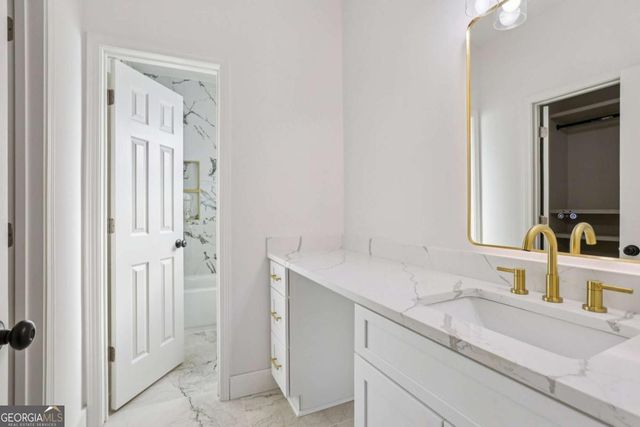 1949 Pucketts Drive SW, Lilburn, GA 30047