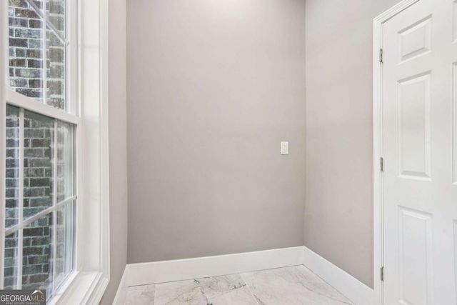 1949 Pucketts Drive SW, Lilburn, GA 30047