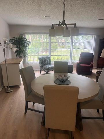 508 FOXGLOVE CIRCLE B, Sun City Center, FL 33573