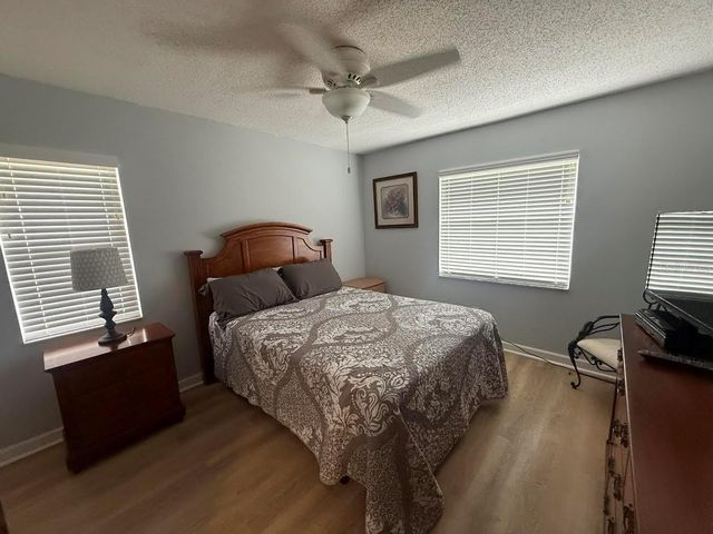 508 FOXGLOVE CIRCLE B, Sun City Center, FL 33573