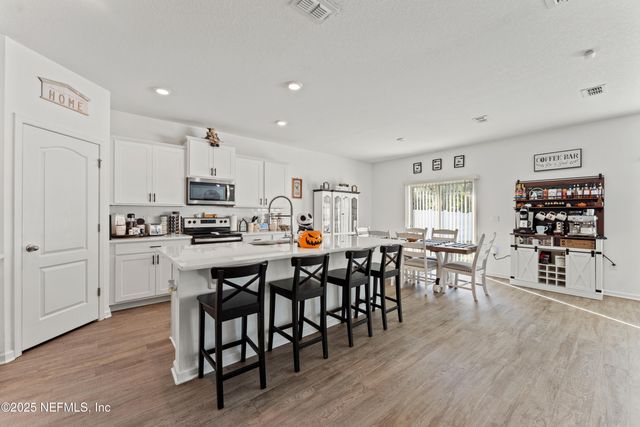 2283 SHADY BREEZE Lane, Green Cove Springs, FL 32043