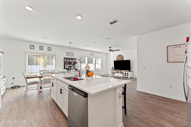 2283 SHADY BREEZE Lane, Green Cove Springs, FL 32043