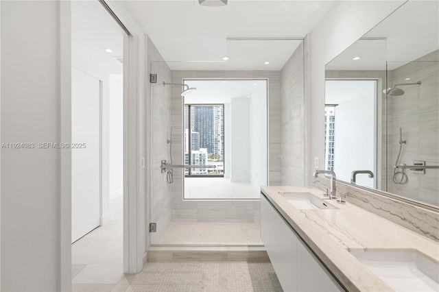 700 NE 26th Ter 1406, Miami, FL 33137