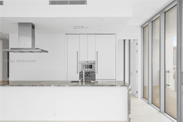 700 NE 26th Ter 1406, Miami, FL 33137