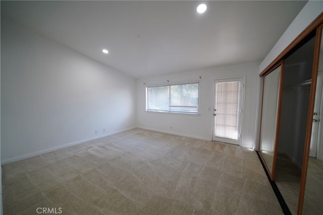 27767 Crookshank, Saugus, CA 91350