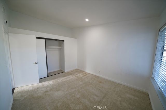 27767 Crookshank, Saugus, CA 91350