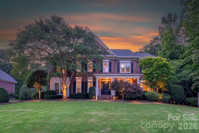 7810 Stonehaven Drive, Waxhaw, NC 28173
