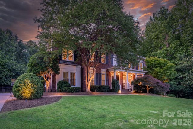 7810 Stonehaven Drive, Waxhaw, NC 28173