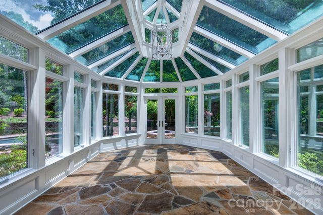 7810 Stonehaven Drive, Waxhaw, NC 28173