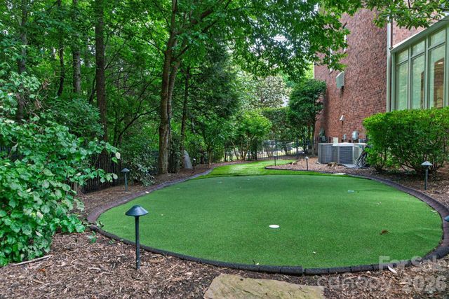 7810 Stonehaven Drive, Waxhaw, NC 28173