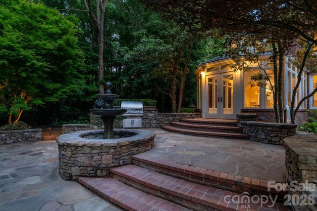 7810 Stonehaven Drive, Waxhaw, NC 28173