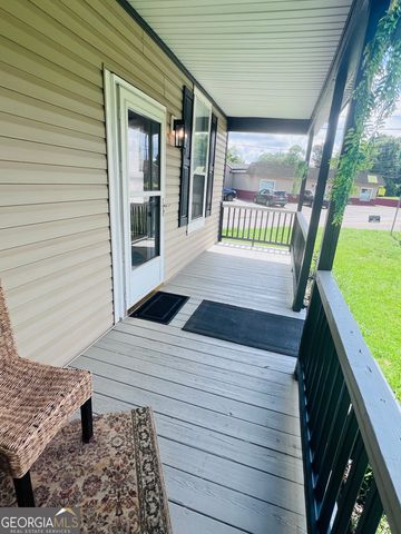 104 Sprayberry Road, Newnan, GA 30263