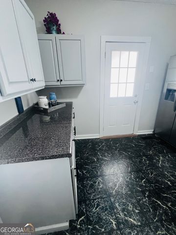 104 Sprayberry Road, Newnan, GA 30263