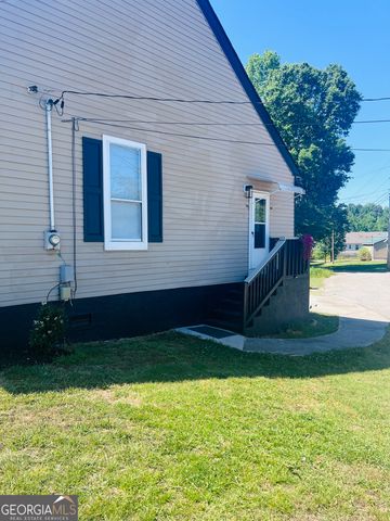 104 Sprayberry Road, Newnan, GA 30263