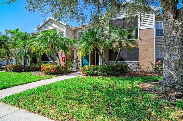 8932 MANOR LOOP 102, Bradenton, FL 34202
