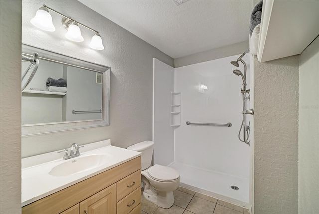 8932 MANOR LOOP 102, Bradenton, FL 34202