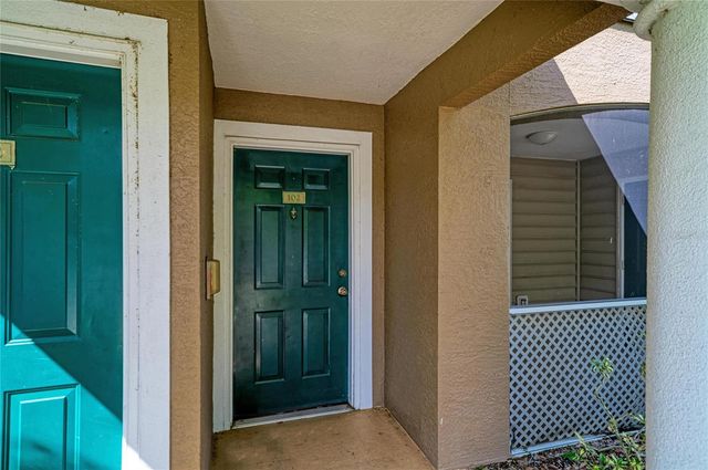 8932 MANOR LOOP 102, Bradenton, FL 34202