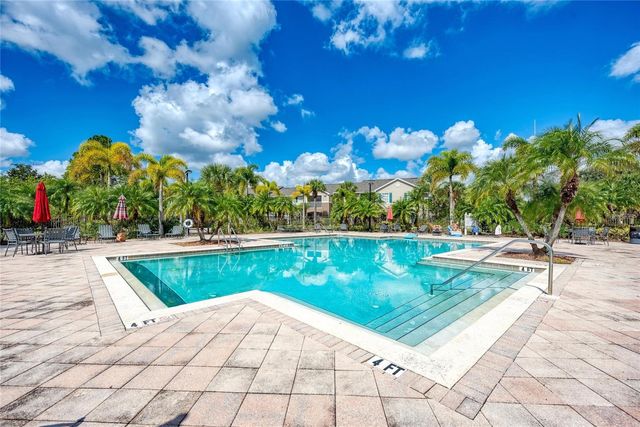 8932 MANOR LOOP 102, Bradenton, FL 34202