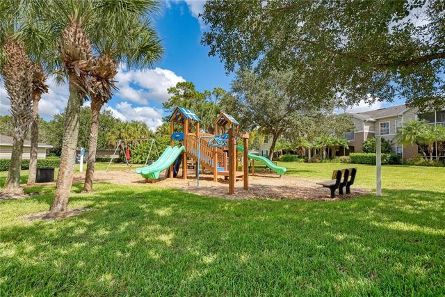8932 MANOR LOOP 102, Bradenton, FL 34202