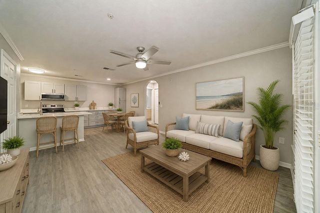 8932 MANOR LOOP 102, Bradenton, FL 34202
