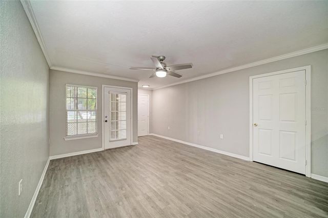 8932 MANOR LOOP 102, Bradenton, FL 34202