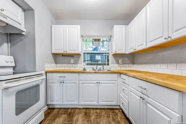 525-527 McKinley, San Antonio, TX 78210