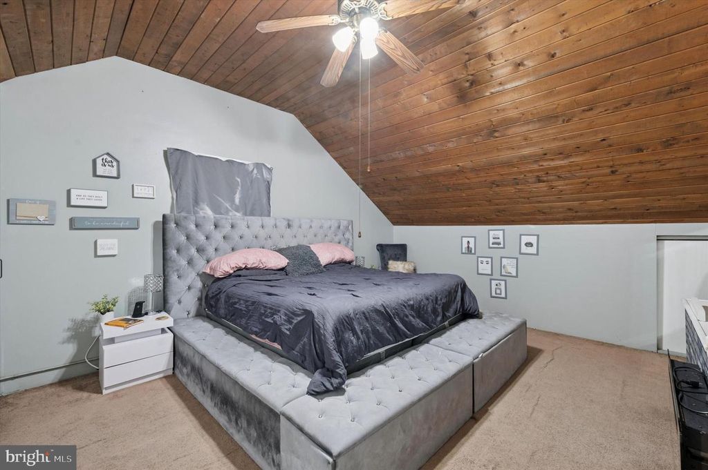 213-1/2 MELROSE AVE, Lansdowne, PA 19050