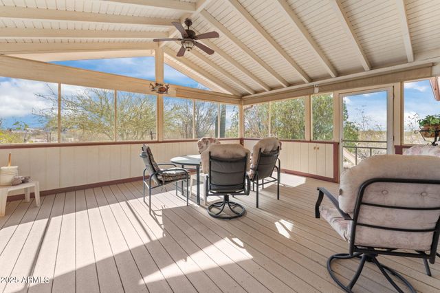 50910 W LONG RIFLE Road, Aguila, AZ 85320