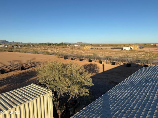 50910 W LONG RIFLE Road, Aguila, AZ 85320