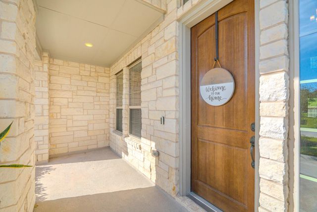 56 Venetia Grove Drive, The Woodlands, TX 77375