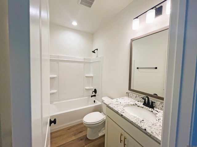 11348 Densmore Dr, Denham Springs, LA 70726