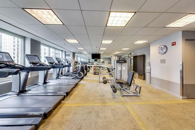 33 W Ontario Street 14B, Chicago, IL 60654