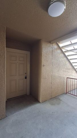 5908 BRICKLEBERRY LANE 103, Zephyrhills, FL 33541