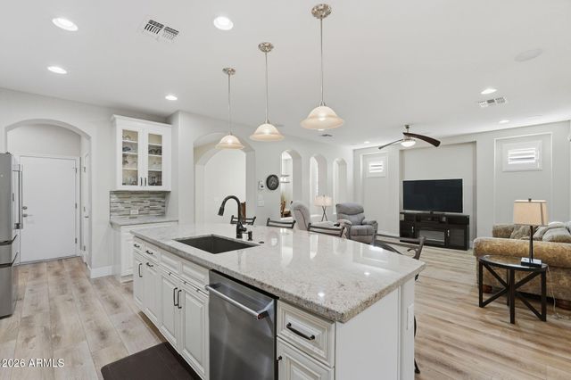 1544 E ALEGRIA Road, Queen Creek, AZ 85140