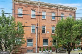 2332 CARPENTER ST, Philadelphia, PA 19146